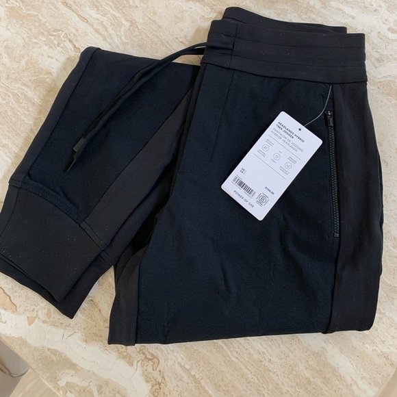 NWT Headland Hybrid Trek Joggers - Picture 2 of 10